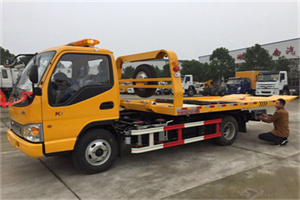 丰顺哪里有拖车服务