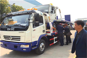 丰顺汽车道路救援拖车价格